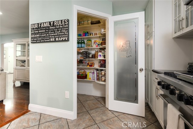 Walk-in pantry