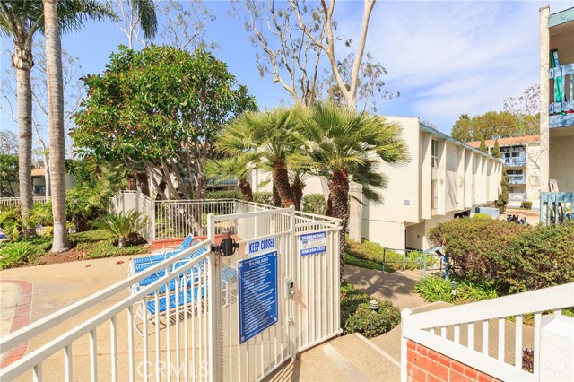 605 Prospect Avenue, Redondo Beach, California 90277, 1 Bedroom Bedrooms, ,1 BathroomBathrooms,Residential,Sold,Prospect,SB18257328