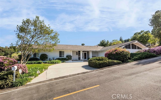 3 Reata Lane, Rolling Hills, California 90274, 3 Bedrooms Bedrooms, ,1 BathroomBathrooms,Residential,Sold,Reata,PV18086949