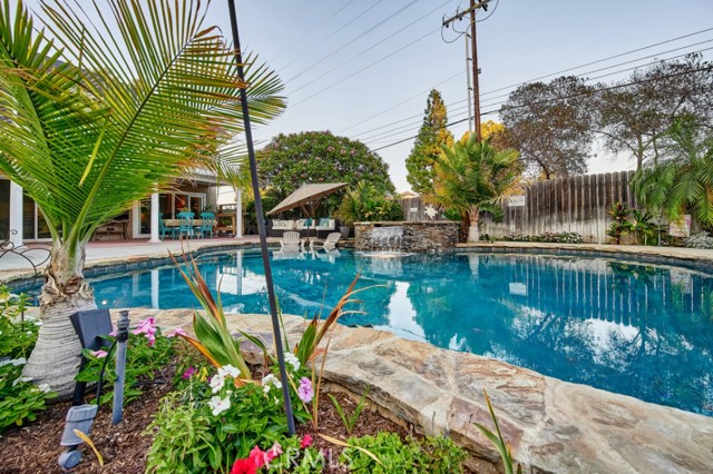 27845 Palmeras Place, Rancho Palos Verdes, California 90275, 5 Bedrooms Bedrooms, ,1 BathroomBathrooms,Residential,Sold,Palmeras,IV21165848