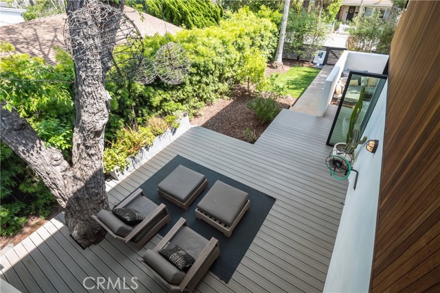 587 36th Street, Manhattan Beach, California 90266, 3 Bedrooms Bedrooms, ,2 BathroomsBathrooms,Residential,Sold,36th,SB21105044