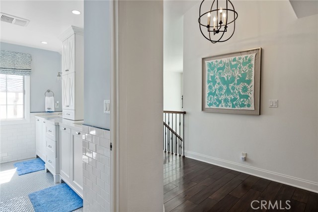 2200 Elm Avenue, Manhattan Beach, California 90266, 4 Bedrooms Bedrooms, ,3 BathroomsBathrooms,Residential,Sold,Elm,SB21076957