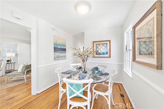 329 3rd Street, Manhattan Beach, California 90266, 3 Bedrooms Bedrooms, ,2 BathroomsBathrooms,Residential,Sold,3rd Street,SB21065451