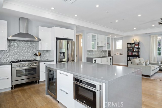 2019 Farrell Avenue, Redondo Beach, California 90278, 4 Bedrooms Bedrooms, ,4 BathroomsBathrooms,Residential,Sold,Farrell,SB20115506