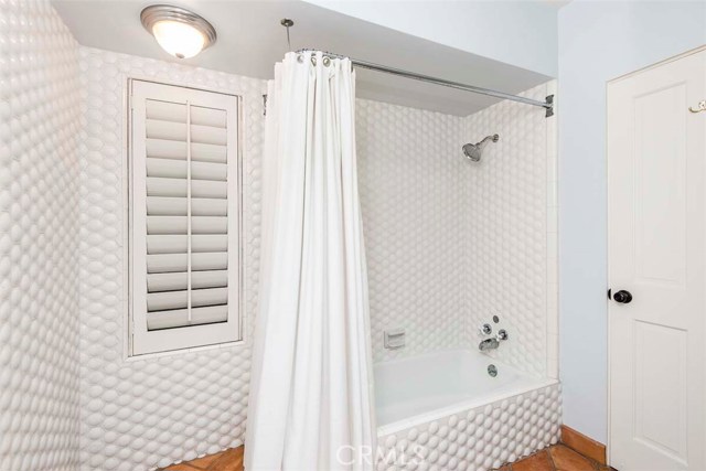 3211 Poinsettia Avenue, Manhattan Beach, California 90266, 5 Bedrooms Bedrooms, ,4 BathroomsBathrooms,Residential,Sold,Poinsettia,SB21171606