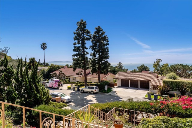 30156 Avenida Tranquila, Rancho Palos Verdes, California 90275, 4 Bedrooms Bedrooms, ,3 BathroomsBathrooms,Residential,Sold,Avenida Tranquila,PV21044561