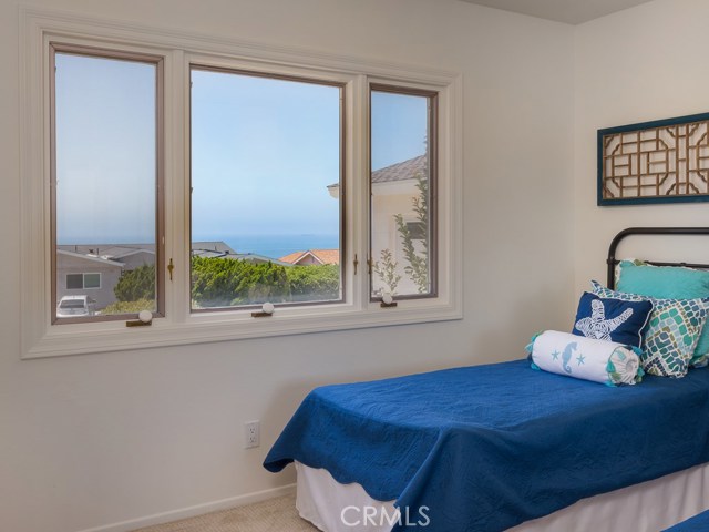 Front bedroom has Catalina views