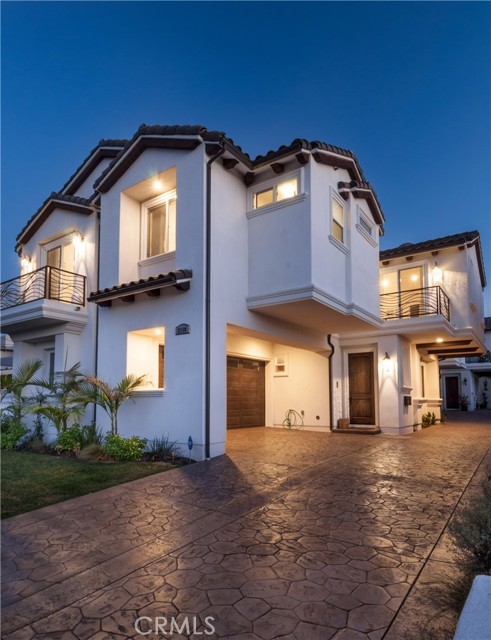 2110 Ernest Avenue, Redondo Beach, California 90278, 4 Bedrooms Bedrooms, ,3 BathroomsBathrooms,Residential,Sold,Ernest,SB21132960