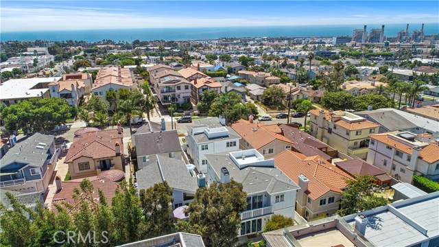 512 Irena Avenue, Redondo Beach, California 90277, 4 Bedrooms Bedrooms, ,1 BathroomBathrooms,Residential,Sold,Irena,SB20186750