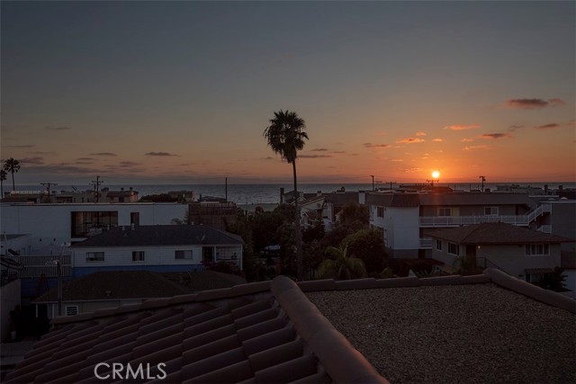 1744 Hermosa Avenue, Hermosa Beach, California 90254, 4 Bedrooms Bedrooms, ,2 BathroomsBathrooms,Residential,Sold,Hermosa,SB21053900