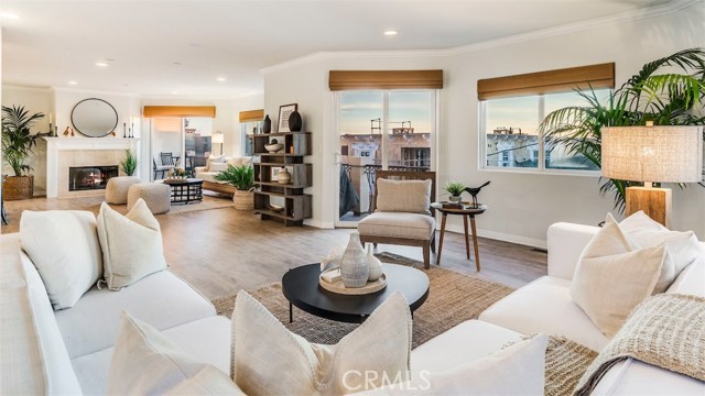 416 Marine Place, Manhattan Beach, California 90266, 3 Bedrooms Bedrooms, ,2 BathroomsBathrooms,Residential,Sold,Marine,SB19037799