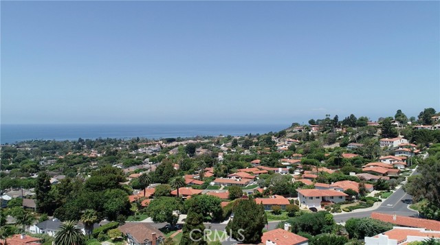 1129 Via Zumaya, Palos Verdes Estates, California 90274, 4 Bedrooms Bedrooms, ,3 BathroomsBathrooms,Residential,Sold,Via Zumaya,PW21178054