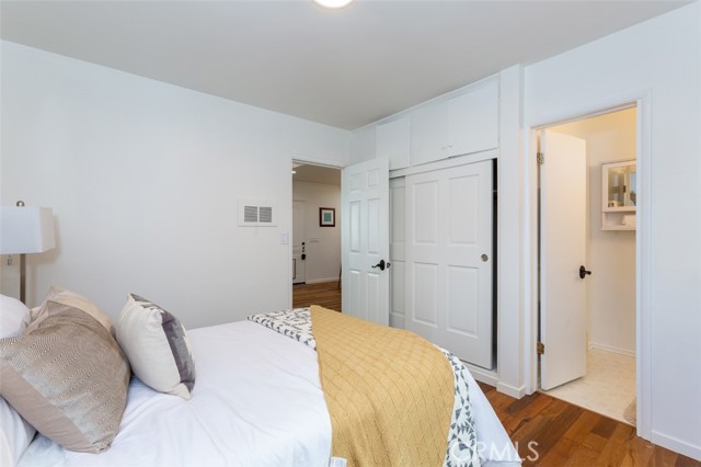 208 Kelp Street, Manhattan Beach, California 90266, 3 Bedrooms Bedrooms, ,1 BathroomBathrooms,Residential,Sold,Kelp,SB21034539