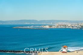 615 Esplanade, Redondo Beach, California 90277, 1 Bedroom Bedrooms, ,1 BathroomBathrooms,Residential,Sold,Esplanade,SB19047660