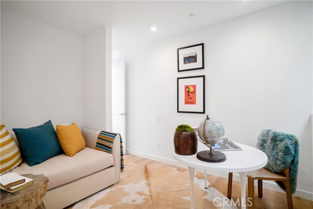 121 2nd Street, Hermosa Beach, California 90254, 4 Bedrooms Bedrooms, ,4 BathroomsBathrooms,Residential,Sold,2nd,SB19073415