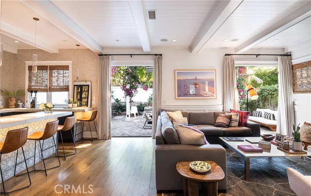 724 29th Street, Manhattan Beach, California 90266, 4 Bedrooms Bedrooms, ,3 BathroomsBathrooms,Residential,Sold,29th,SB19279046