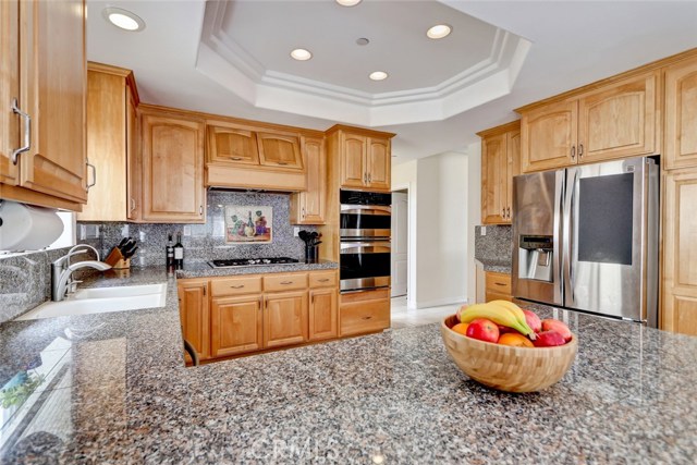2305 Pullman Lane, Redondo Beach, California 90278, 4 Bedrooms Bedrooms, ,2 BathroomsBathrooms,Residential,Sold,Pullman,SB18109646