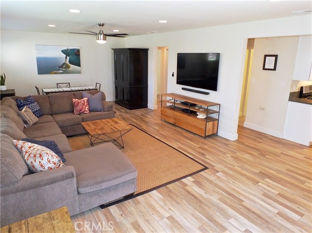 18316 Grevillea Avenue, Redondo Beach, California 90278, 3 Bedrooms Bedrooms, ,2 BathroomsBathrooms,Residential,Sold,Grevillea,PW20134406