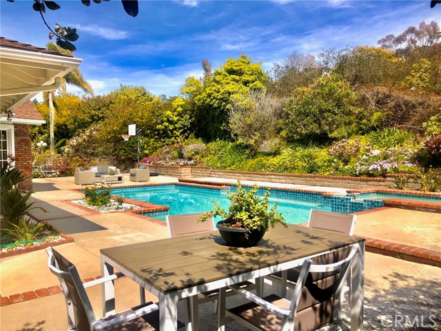 30176 Avenida Esplendida, Rancho Palos Verdes, California 90275, 4 Bedrooms Bedrooms, ,4 BathroomsBathrooms,Residential,Sold,Avenida Esplendida,WS21062906