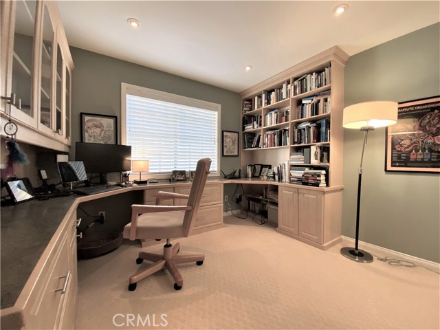 1802 Mackay Lane, Redondo Beach, California 90278, 3 Bedrooms Bedrooms, ,2 BathroomsBathrooms,Residential,Sold,Mackay,SB20257314