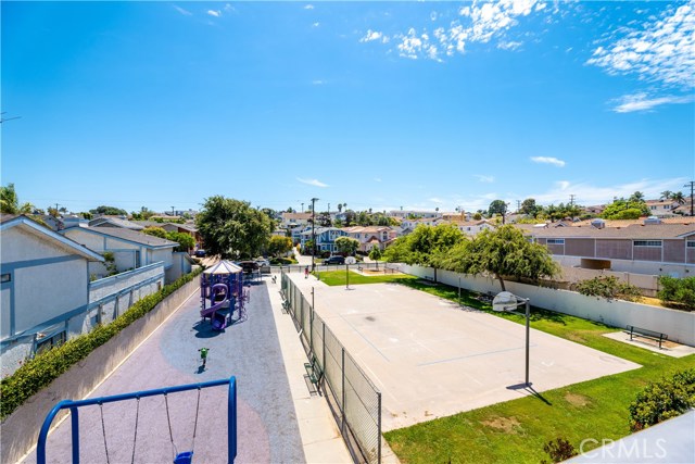 1914 Marshallfield Lane, Redondo Beach, California 90278, 4 Bedrooms Bedrooms, ,3 BathroomsBathrooms,Residential,Sold,Marshallfield,SB20122993