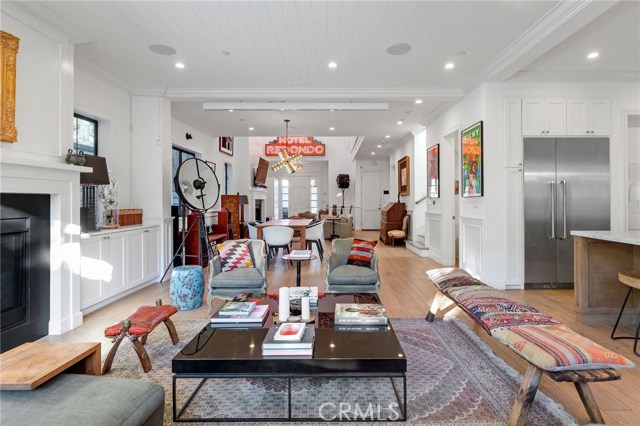 1405 Oak Avenue, Manhattan Beach, California 90266, 4 Bedrooms Bedrooms, ,4 BathroomsBathrooms,Residential,Sold,Oak,SB20231748