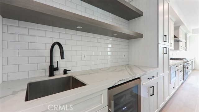 1020 Avenue A, Redondo Beach, California 90277, 6 Bedrooms Bedrooms, ,6 BathroomsBathrooms,Residential,Sold,Avenue A,PV20189738