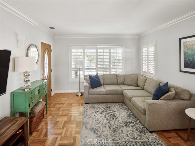 2918 Gibson Place, Redondo Beach, California 90278, 3 Bedrooms Bedrooms, ,2 BathroomsBathrooms,Residential,Sold,Gibson,SB20112934