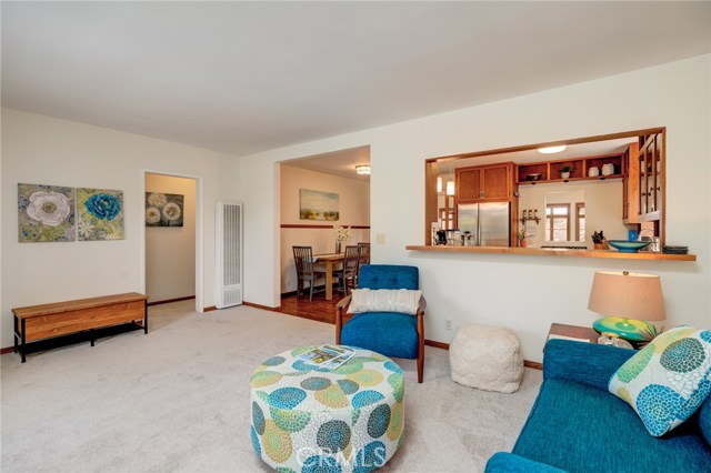 607 Camino Real, Redondo Beach, California 90277, 2 Bedrooms Bedrooms, ,2 BathroomsBathrooms,Residential,Sold,Camino Real,SB20134527
