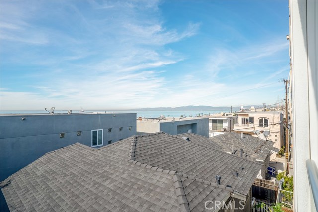 225 38th, Manhattan Beach, California 90266, 3 Bedrooms Bedrooms, ,3 BathroomsBathrooms,Residential,Sold,38th,SB19020609