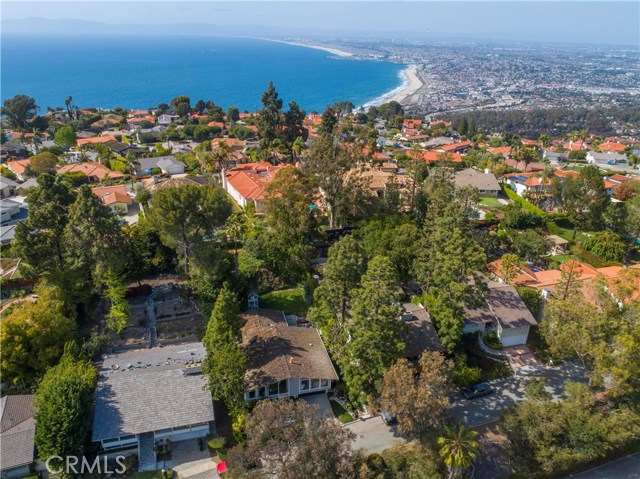 2209 Via Alamitos, Palos Verdes Estates, California 90274, 4 Bedrooms Bedrooms, ,2 BathroomsBathrooms,Residential,Sold,Via Alamitos,PV18114180