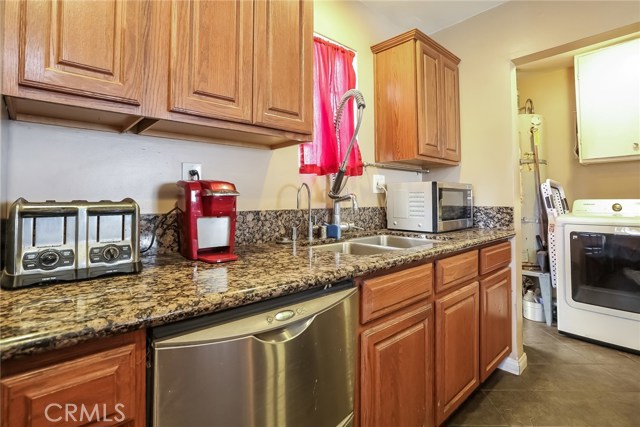 18518 Grevillea Avenue, Redondo Beach, California 90278, 3 Bedrooms Bedrooms, ,2 BathroomsBathrooms,Residential,Sold,Grevillea,PV19044095