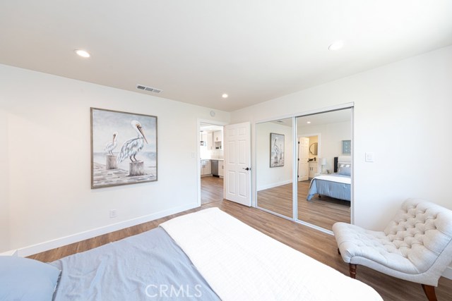 5 Bed Home for Sale in Los Angeles, California