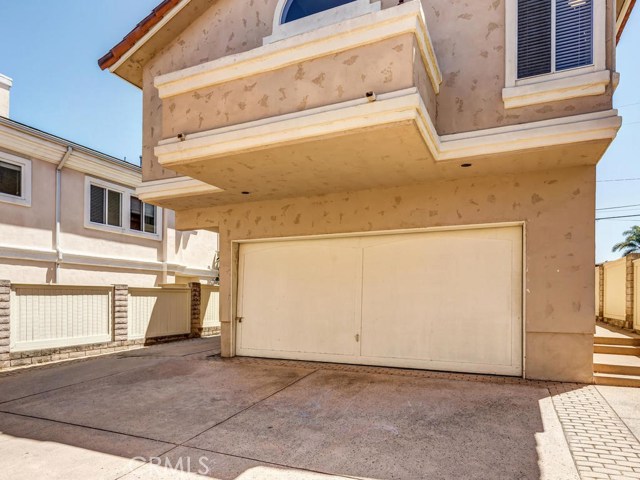 1715 Clark Lane, Redondo Beach, California 90278, 3 Bedrooms Bedrooms, ,1 BathroomBathrooms,Residential,Sold,Clark,SB20169351