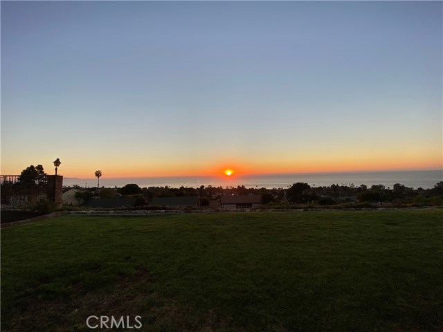 28703 Cedarbluff Drive, Rancho Palos Verdes, California 90275, 3 Bedrooms Bedrooms, ,2 BathroomsBathrooms,Residential,Sold,Cedarbluff,OC20239702