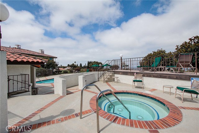 22 Ocean Crest Court, Rancho Palos Verdes, California 90275, 2 Bedrooms Bedrooms, ,2 BathroomsBathrooms,Residential,Sold,Ocean Crest,SB19199405