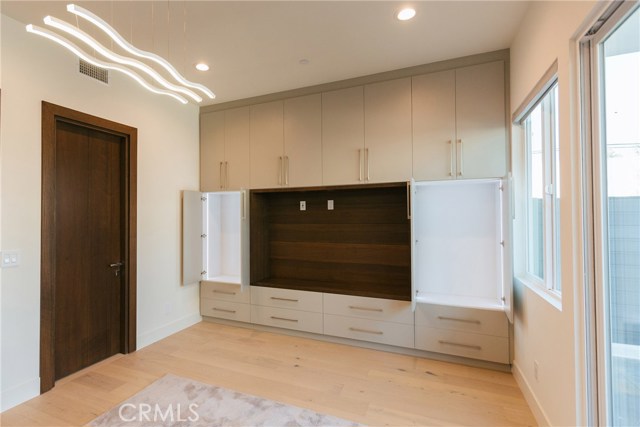 1758 Dixon, Redondo Beach, California 90278, 3 Bedrooms Bedrooms, ,4 BathroomsBathrooms,Residential,Sold,Dixon,SB20213630