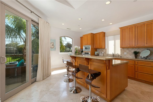 105 Lucia Avenue, Redondo Beach, California 90277, 3 Bedrooms Bedrooms, ,2 BathroomsBathrooms,Residential,Sold,Lucia,SB19076880