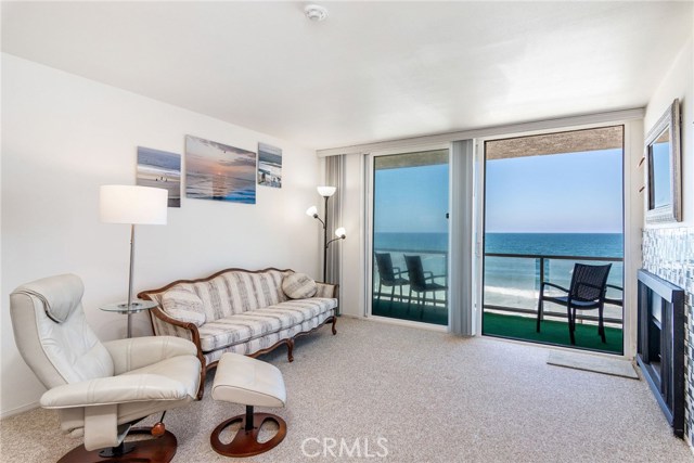 615 Esplanade, Redondo Beach, California 90277, 1 Bedroom Bedrooms, ,1 BathroomBathrooms,Residential,Sold,Esplanade,SB20161337