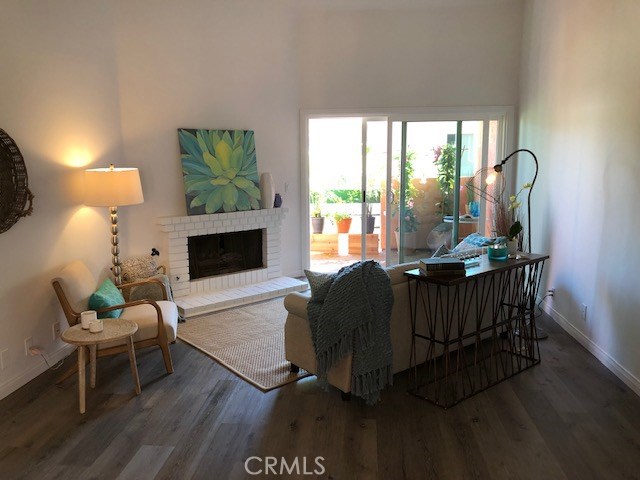 Living room with cathedral ceilings!