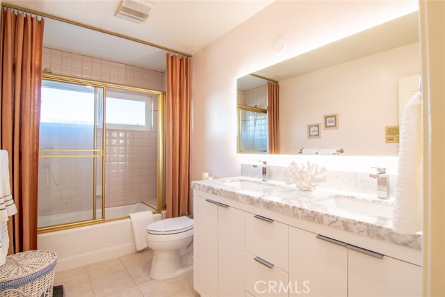 2206 Manhattan Beach Boulevard, Redondo Beach, California 90278, 3 Bedrooms Bedrooms, ,2 BathroomsBathrooms,Residential,Sold,Manhattan Beach,SB20239110