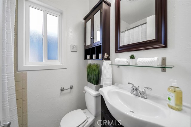 1639 Haynes, Redondo Beach, California 90278, 3 Bedrooms Bedrooms, ,1 BathroomBathrooms,Residential,Sold,Haynes,SB20244752