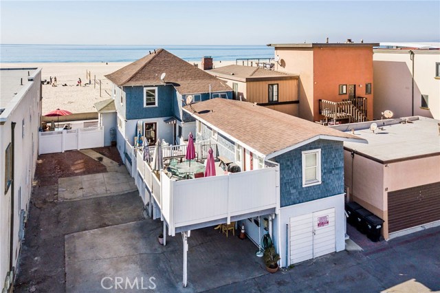 44 The Strand, Hermosa Beach, California 90254, 5 Bedrooms Bedrooms, ,3 BathroomsBathrooms,Residential,Sold,The Strand,SB19005603