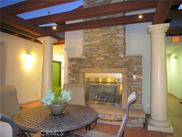 2001 Artesia Boulevard, Redondo Beach, California 90278, 2 Bedrooms Bedrooms, ,1 BathroomBathrooms,Residential,Sold,Artesia,SB20065471