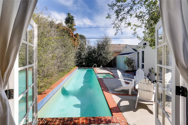 1500 Lynngrove Drive, Manhattan Beach, California 90266, 3 Bedrooms Bedrooms, ,1 BathroomBathrooms,Residential,Sold,Lynngrove,PT20027087