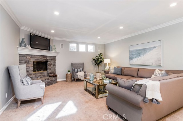 2104 Manzanita Lane, Manhattan Beach, California 90266, 5 Bedrooms Bedrooms, ,3 BathroomsBathrooms,Residential,Sold,Manzanita,SB18279081
