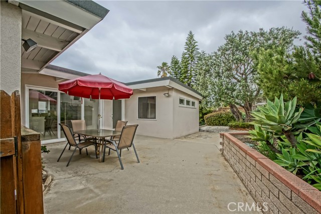 707 24th Place, Hermosa Beach, California 90254, 3 Bedrooms Bedrooms, ,2 BathroomsBathrooms,Residential,Sold,24th,SB21105604