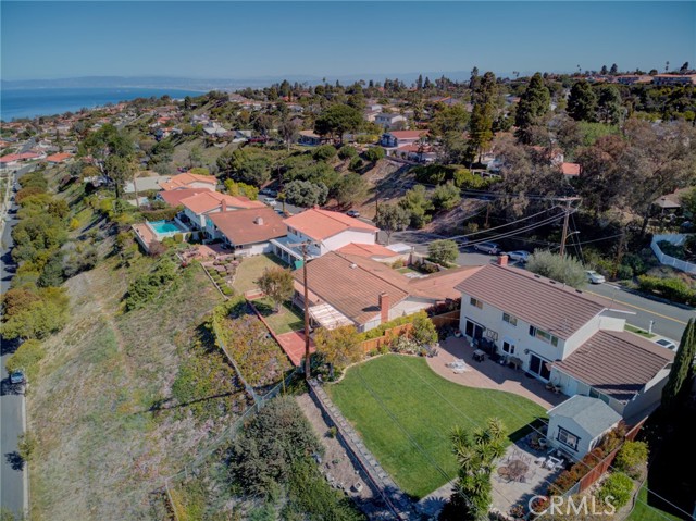 28523 Hazelridge Drive, Rancho Palos Verdes, California 90275, 4 Bedrooms Bedrooms, ,3 BathroomsBathrooms,Residential,Sold,Hazelridge,SB21079367