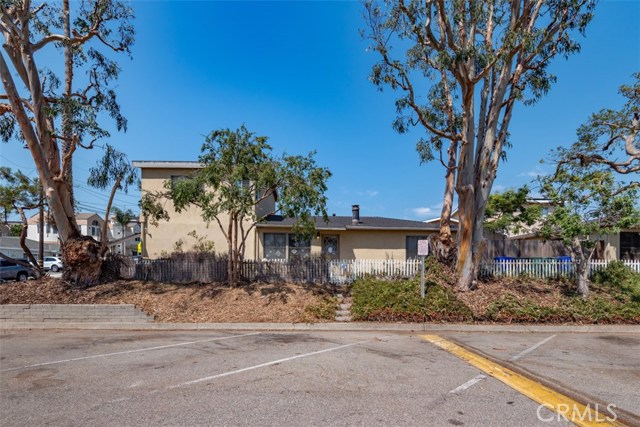 1421 15th Street, Manhattan Beach, California 90266, ,Residential Income,Sold,15th,SB20170594