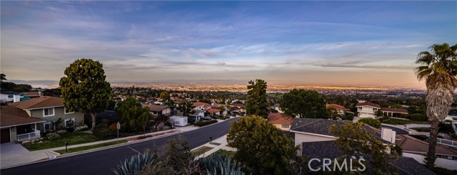 27602 Flaming Arrow Drive, Rancho Palos Verdes, California 90275, 4 Bedrooms Bedrooms, ,3 BathroomsBathrooms,Residential,Sold,Flaming Arrow,PV19019084